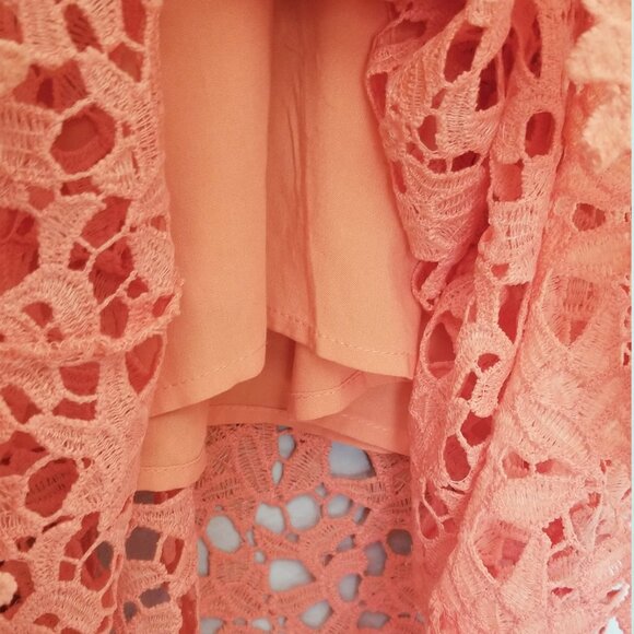 ASTR The Label Floral Lace Midi Dress Size S Coral Guipure Wedding Guest Party - Picture 12 of 16